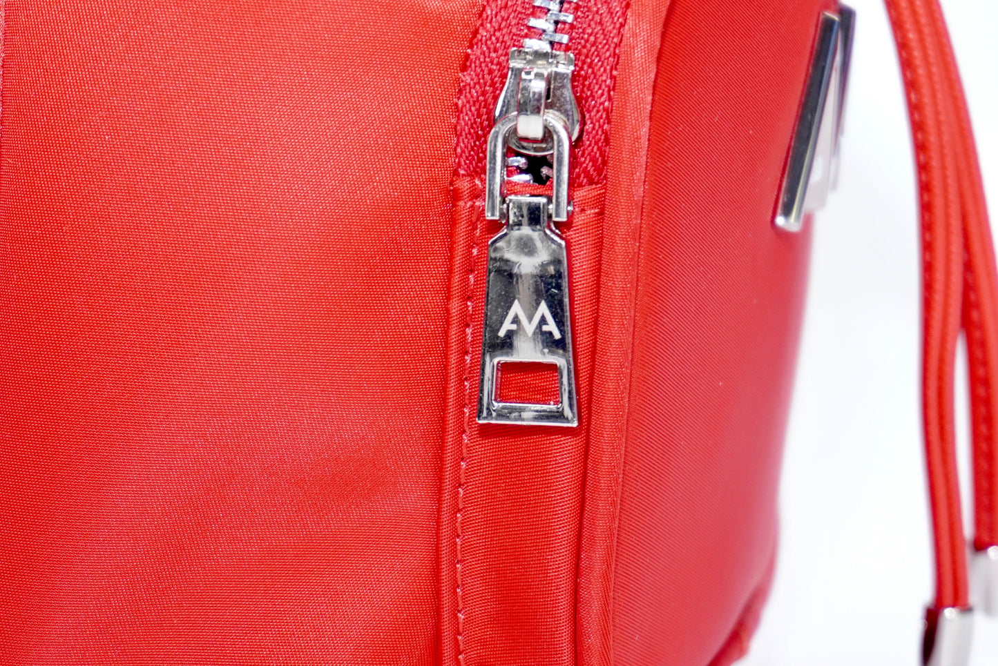 Betinna Bucket Bag